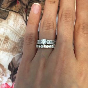 18K diamond band. 3/4 carat diamond ring